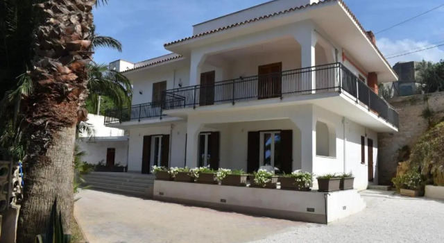 B&B Lastracu