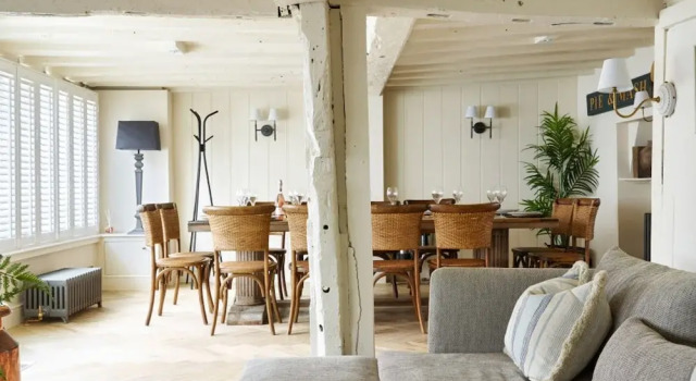 The Old Coach House - From 500 Per Night