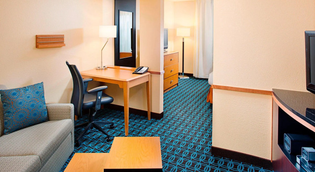 Двухместный люкс Fairfield Inn & Suites by Marriott Jonesboro