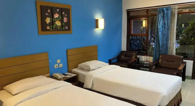 Superior Twin room Hotel Lestari