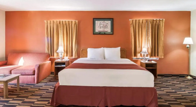 Номер Deluxe Red Carpet Inn - Newark Airport