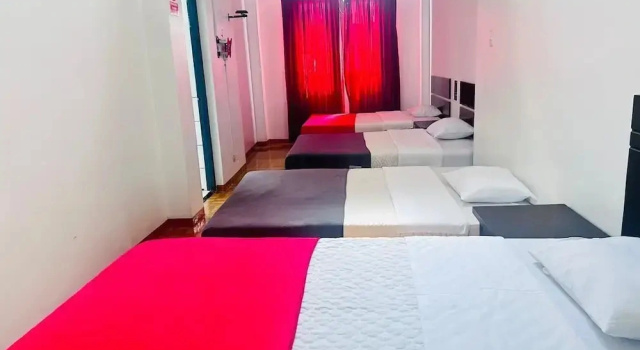 Кровать в общем номере Green Orchid Hostel