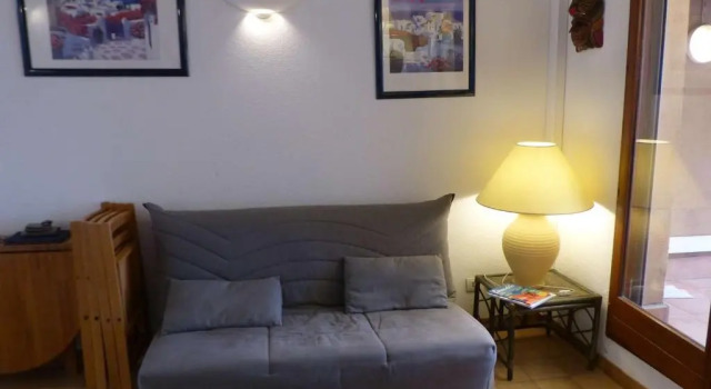 Appartement Le Lavandou, 1 pièce, 4 personnes - FR-1-308-80