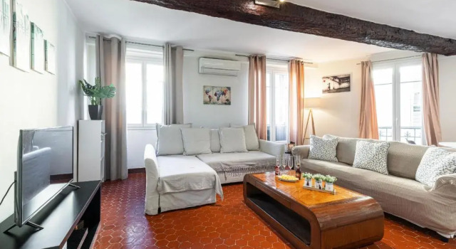 Апартаменты Large 3 Bdr Old Town - AC