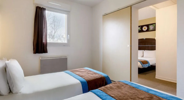 Семейный номер Standard Sure Hotel by Best Western Saint-Amand-Les-Eaux