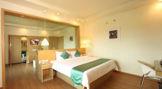 Люкс Executive Ginger Kochi MG Road