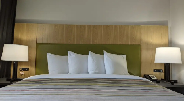 Одноместный люкс Country Inn & Suites by Radisson, Nashville, TN