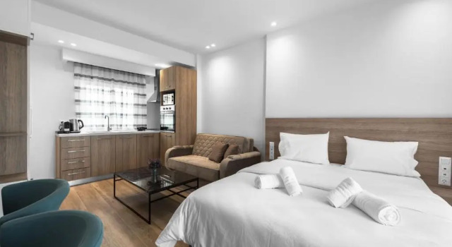 Penthouse Level 8 Nilie Hospitality MGMT