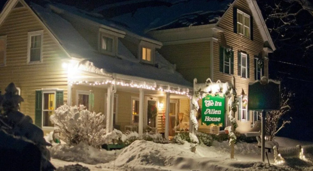 The Ira Allen House, Buchen Sie Hotel Hotels in New England mit Parkplatz, Parkplätze