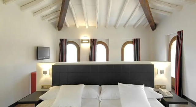 Номер Superior Hotel Cienbalcones