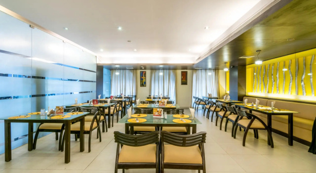 Octave Hotel - Double Rd, Забронировать Отель Отели Бангалора 3 звезды, рядом с Ботанический сад Лалба, 3*