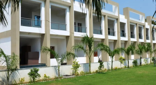 Banyan Paradise Resort, Boek Resort Hotels in Gujarat met ontbijt, Ontbijt
