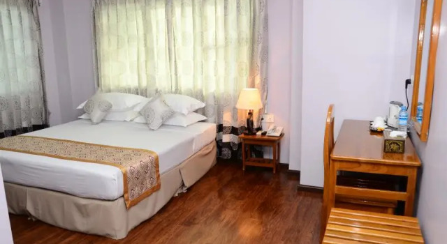 Номер Deluxe Great Glory Hotel