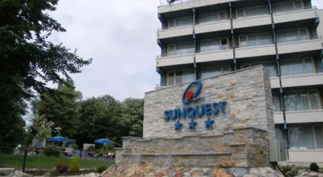 Hotel Sunquest
