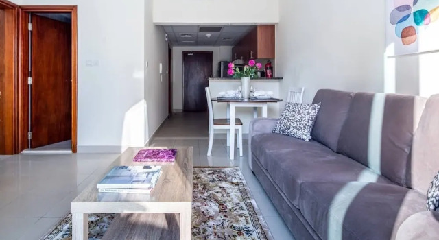 Lovely 1BR in Sports City With Golf Course Views!