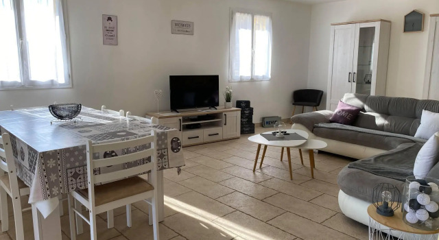 Luxurious Villa in Saint-Laurent-de-Carnols