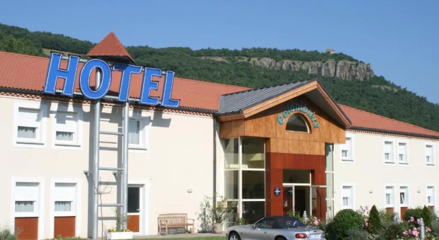 Hôtel La Colombiere Cantal, Book Hotel Massiac Cantal