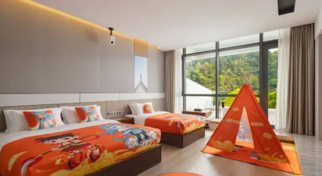 Семейный тент Wuyuan Wuli Shanshui Hot Spring Resort Hotel