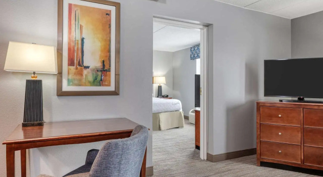 Люкс c 1 комнатой Hampton Inn Baltimore/White Marsh