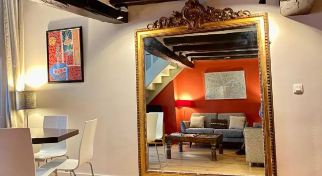 Musée du Louvre 2BR 5 FULL REFURB MAR 2020 by 'Pad-à-Terre' since 1999, Забронировать Отель 1-й округ: Лувр Париж, рядом с Лувр — Риволи