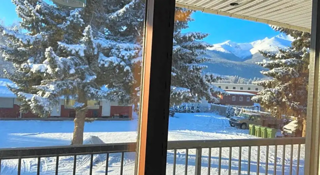 Двухместная студия Mountain View Motel