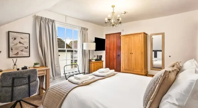 Апартаменты The George Inn Hotel Rooms - Room 5