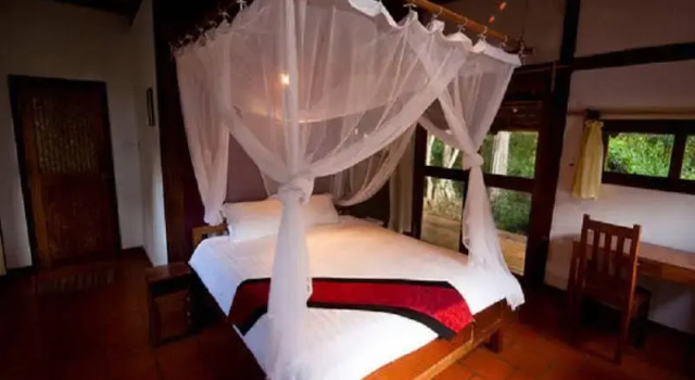 Forest Floor Lodge, Buchen Sie Hotel Hotels in Lam Dong mit Pool, Schwimmbad