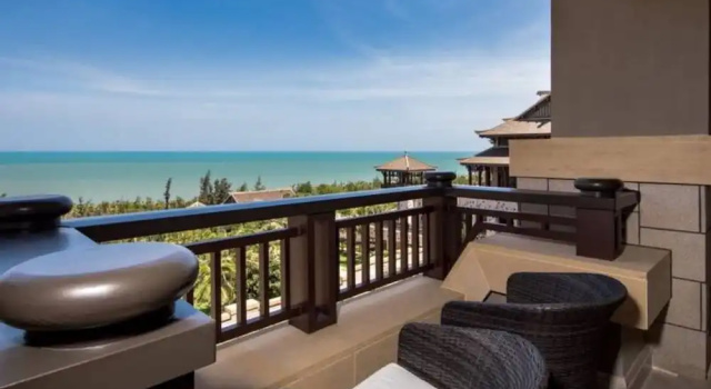 Двухместный номер Superior с балконом Hainan Qizi Bay New Century Resort