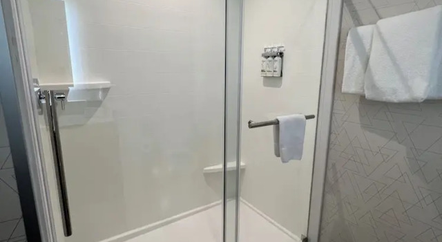 Номер Standard Holiday Inn Express & Suites Chicago Schaumburg by IHG