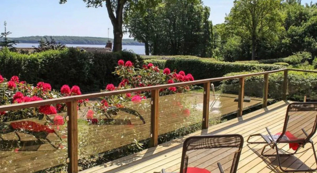 "Engelke" - 150m from the sea in SE Jutland, Rezerwuj Hotel Kruså Sønderjylland