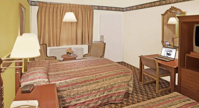 San Marcos Inn, Buchen Sie Gasthaus San Marcos Texas Hill Country