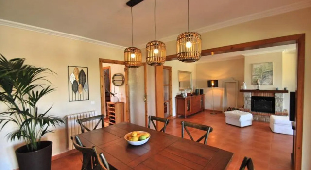 Villa Kentia, charming and stylish country house close to Palma, sleep 8, Rezerwuj Willa Hotele w Majorka z parkingiem, Parking