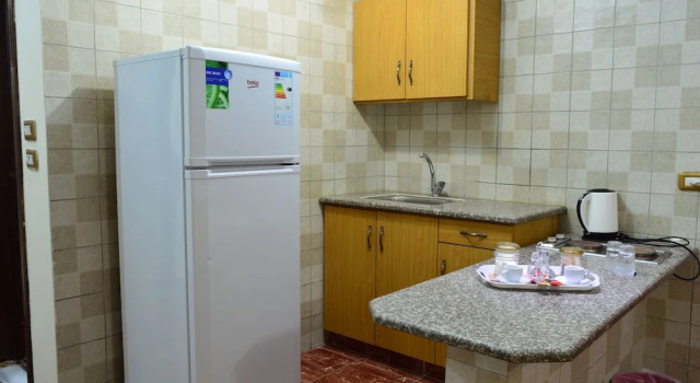 Студия Al Jamal Suites