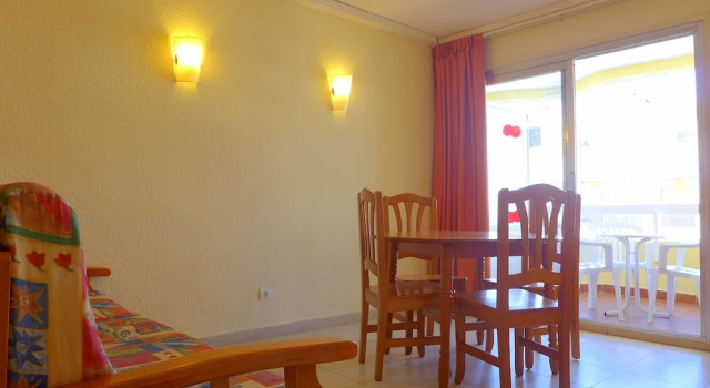 Апартаменты Apartamentos Alboran 24