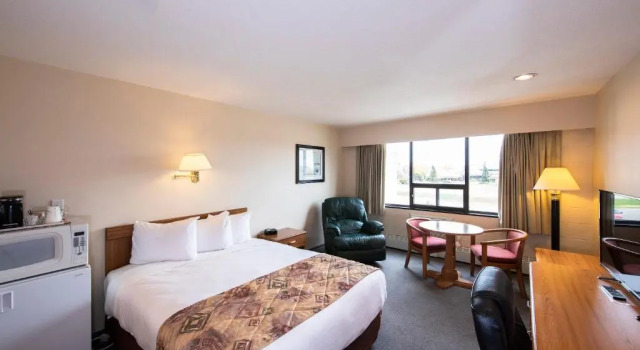 Двухместный номер Superior Dunvegan Inn and Suites