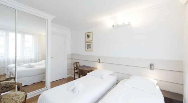 Apartment near Pont de Grenelle, Забронировать Апартаменты/квартира Париж Иль-де-Франс, рядом с Maison de Balzac