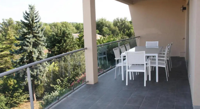 Апартаменты Цокольный этаж с 3 комнатами Les Suites du Saint Nazaire, vue panoramique sur la Cité Médiévale - Les Balcons de la Cité
