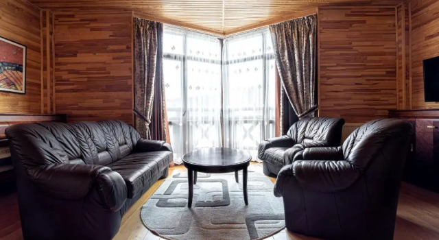 Люкс с 2 комнатами с балконом RUTA resort Polianytsia ALL INLCUSIVE
