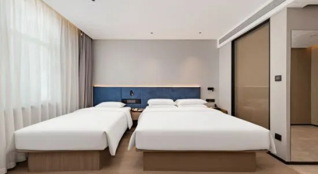 Семейный номер Deluxe Days Hotel By Wyndham Hohhot Saihan