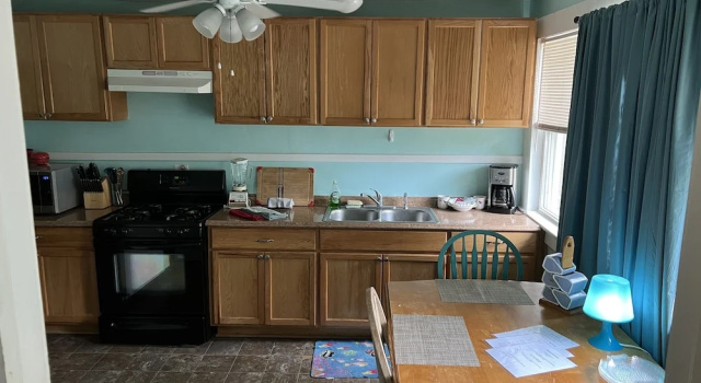 Коттедж с 3 комнатами Historic Beach Side Getaway - Pet Friendly, Wifi 3 Bedroom Cottage by RedAwning