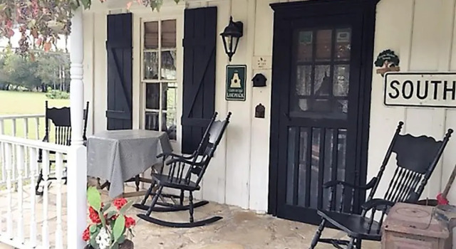 Коттедж Country Woods Inn