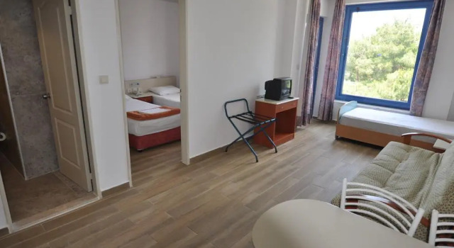 Апартаменты c 1 комнатой с балконом и с красивым видом из окна Happy Apart Hotel
