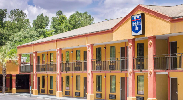 Knights Inn Aiken, Забронировать Отель Отели Южной Каролины с завтраком, Завтраки