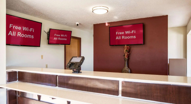 Red Roof Inn Vincennes, Prenota Hotel Hotel a Indiana con parcheggio, Parcheggio