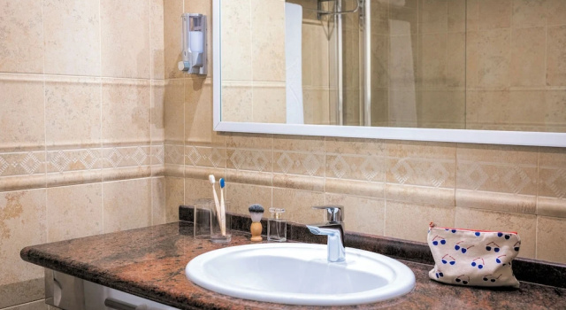 2 makuuhuonetta Huoneisto parvekkeella Grupotel Alcudia Pins