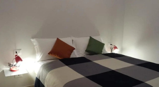 Четырёхместный номер Deluxe Roma Art Rooms