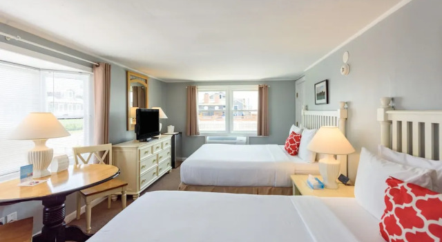 Четырёхместный номер Standard с видом на город MV Surfside Hotel