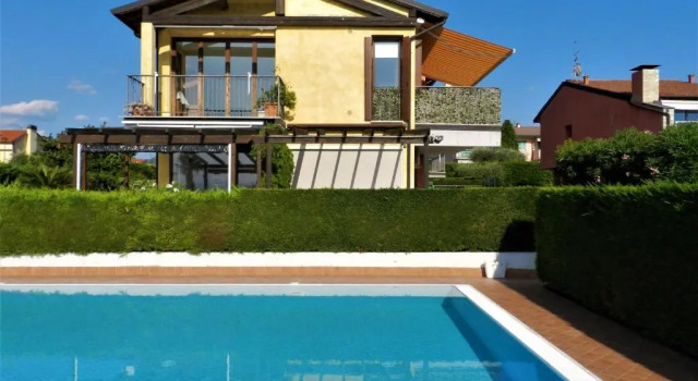 Апартаменты APARTMENTS BLITZ - Regarda Travel