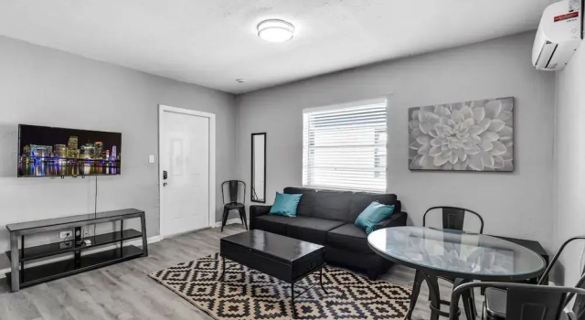 Апартаменты Chic 1BR Getaway Near FLL Airport 6 MN to Ocean