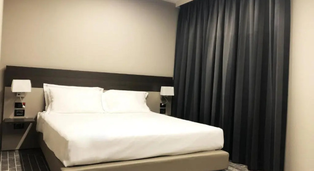 Номер - окна не гарантированы 57 Reshotel Orio